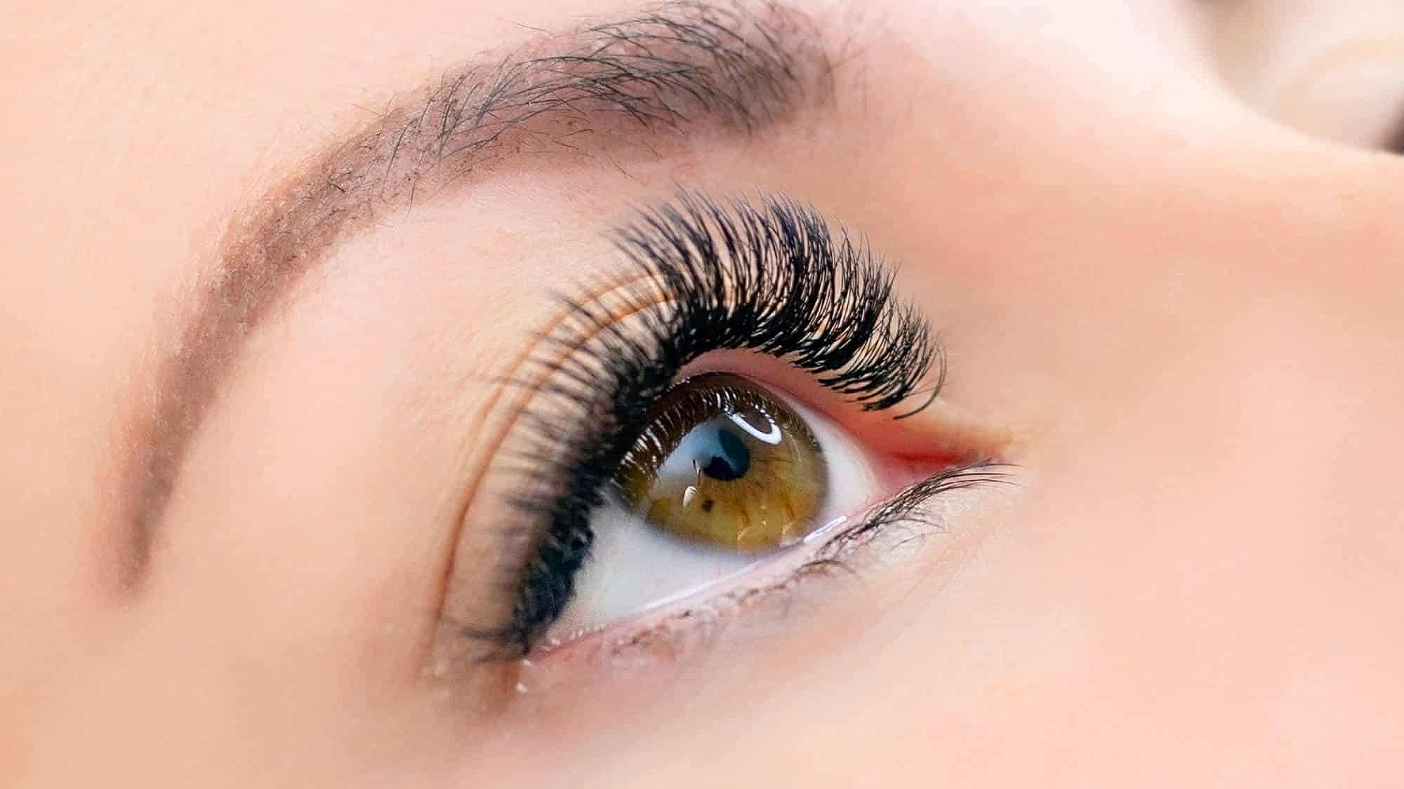 Is Lash Extension Harmful? Risks, Damage, and How to Stay Safe